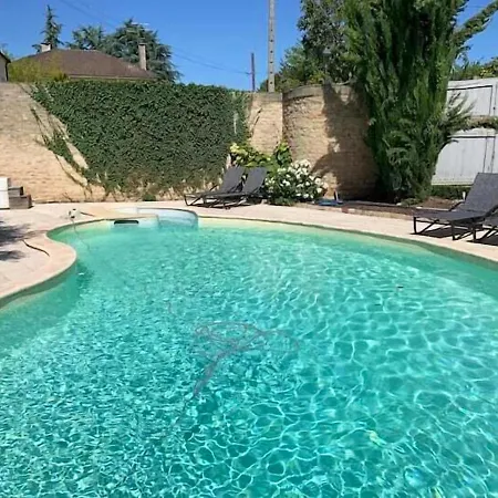 Propriete De 2 Chambres Avec Piscine Partagee Jardin Clos Et Wifi A Beaune Holiday home *