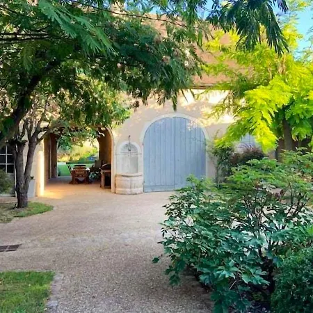 Propriete De 2 Chambres Avec Piscine Partagee Jardin Clos Et Wifi A Beaune *