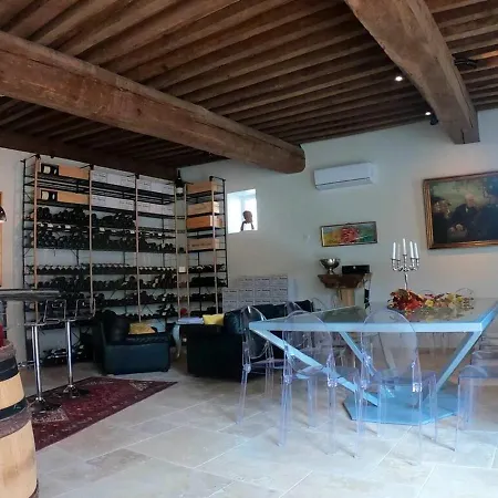 Holiday home Propriete De 2 Chambres Avec Piscine Partagee Jardin Clos Et Wifi A Beaune